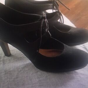 Nina Black Lace-Up Heels